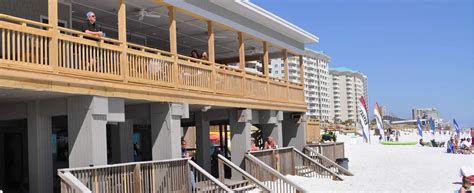 The Whales Tail Beach Bar And Grill One Of The Best Destin Florida