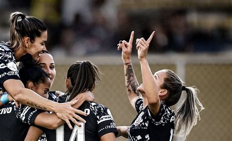 Há 1 hora futebol finalizações, desarmes, passes, dribles: Corinthians entrou para a história do futebol feminino ...