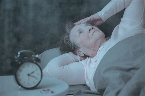 Dementia And Sleep How To Manage Alzheimers Sleep Problems Maple Heights Senior Living