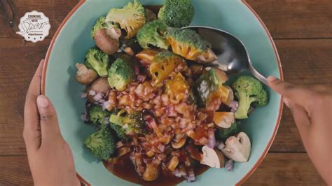 Spur Sauces Crunchy Broccoli And Mushroom Salad Youtube
