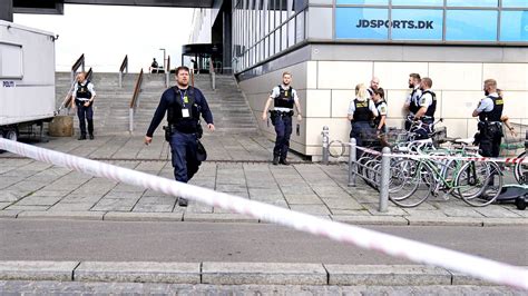 copenhagen shooting copenhagen gunman shot people at random police bbc news
