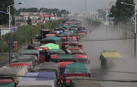 Chinas 100 Km Mother Of All Traffic Jam Lasted For 10 Days Got