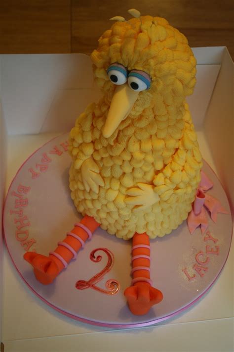 Celebrating a two year old birthday party. My Big Bird birthday cake for a 2 year old... | 2nd ...