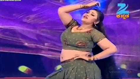 Neethu Shetty Sexy Item Dance On Stage Showing Huge Boobs And Open