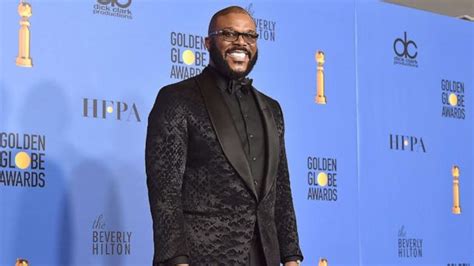 Tyler Perry Buys Groceries For Seniors At Dozens Of Supermarkets Good