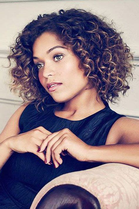 There are a number of easy short curly hairstyles for women to get. Elegant Fashionable Short Curly Lace Front Synthetic Wigs ...
