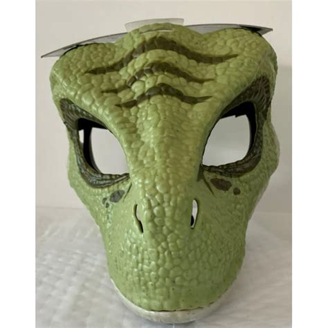Jurassic World Dino Escape Action Velociraptor Mask Green