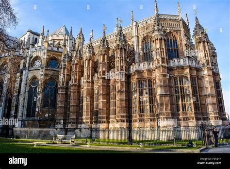 Perpendicular Gothic Hi Res Stock Photography And Images Alamy