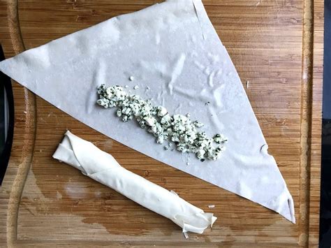 Einfache Börek Stangen mit Feta schnell selber gemacht