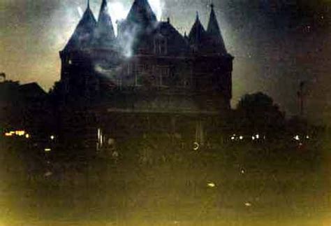 Oleh itu, ia sering tidak dipedulikan. Beaufort Paranormal Community: 10 kawasan paling berhantu ...
