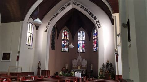 Pohon Natal Absen di Gereja Katedral Bandung, Ini Alasannya - Suara Jabar