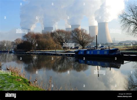 Redhill Marina Hi Res Stock Photography And Images Alamy