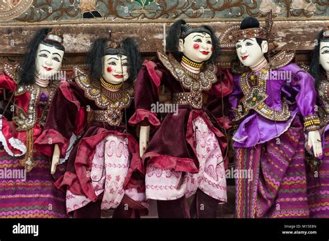 Bagan Myanmar November 2016 Traditional Puppets Hanging In A Shop