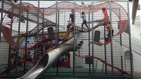 18 Free Playgrounds In Singapores Malls To Keep Your Kid Entertained
