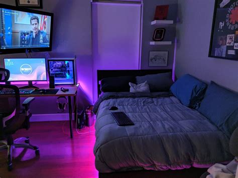 Best Gaming Room Setup With Bed