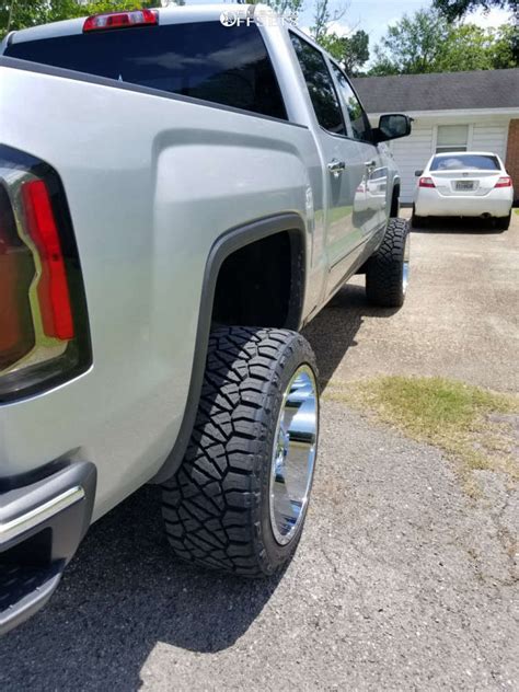2018 Gmc Sierra 1500 With 22x12 44 Gear Off Road 726c And 33125r22