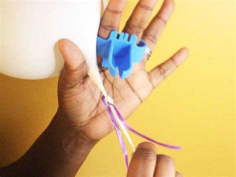 How To Use Balloon Tying Tool And Clip With Videos And Pictures