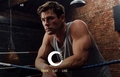 Chris Hemsworth Is Offering Free Virtual Workouts For The Next Six Weeks