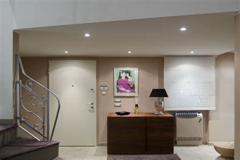 La luce infatti tende a variare. Controsoffitto di cartongesso per ribassare il soffitto ...