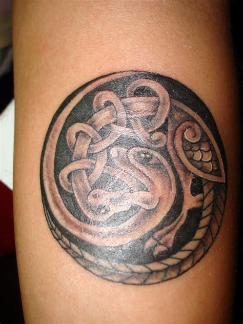 Celtic Circle Tattoos Designs Cool Tattoos Bonbaden