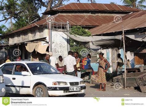 Street Scene Mombasa Editorial Stock Image Image Of Kenya 43067119