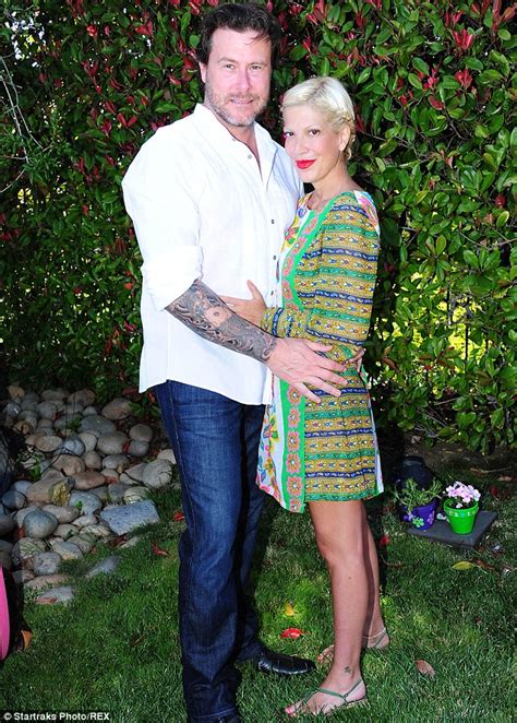 Tori Spellings Husband Dean Mcdermott Confesses To Bedding Five Women Behind His Famous Wife
