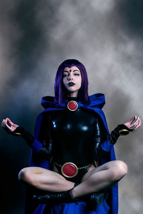 Azra i̇zem adlı kullanıcının koleksiyonu. Pin em cosplay