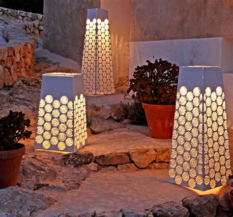 Pleasant lighting fixtures in the marketplace! 26 attraktive Gartenlampen!