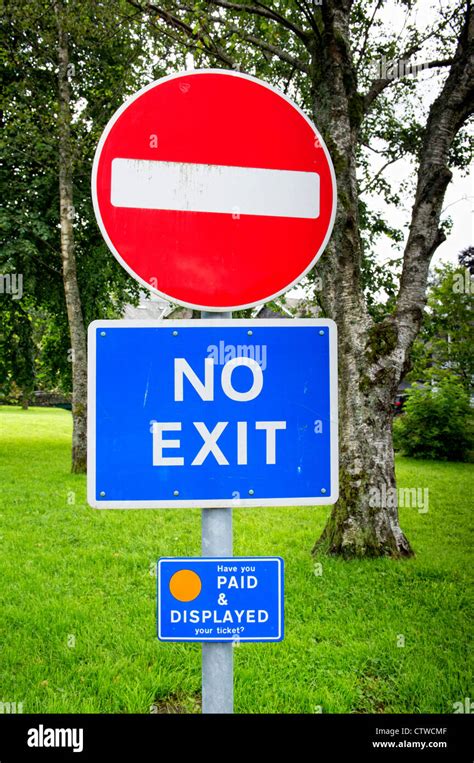 Road Signs No Entry Hi Res Stock Photography And Images Alamy