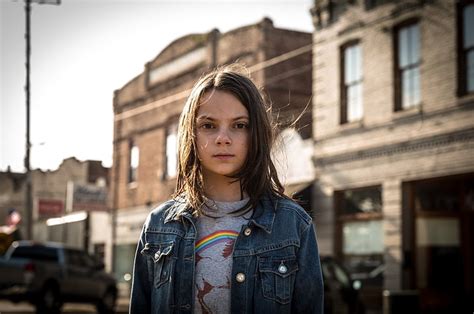 Movie Logan Dafne Keen Laura Kinney X 23 Hd Wallpaper