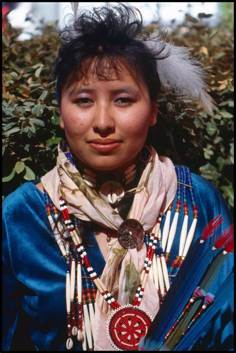 American Indian Woman In Traditional Clothing Side 1 Of 1 The