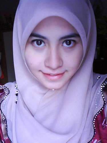 Foto Wanita Berjilbab Tercantik Di Dunia 2015
