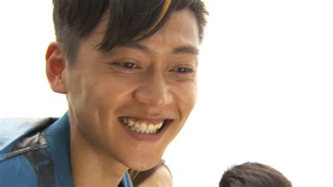 汤健萍 / 曾保华 / 郑忠泰 / 伍立光 主演: 【炸彈哥張振朗】法網狙擊 | 有仇必報 逼到你跳樓都情有可原？! - YouTube
