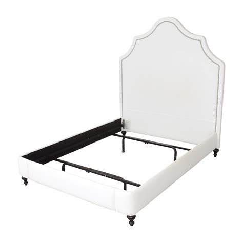 51 Off Serena And Lily Serena And Lily Pondicherry Queen Bed With