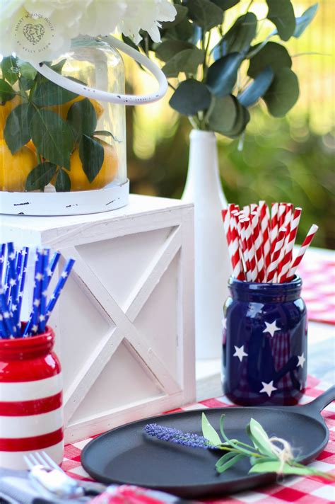 More than 562 centerpiece table decorations at pleasant prices up to 11 usd fast and free worldwide shipping! Beautiful Red, White, and Blue Table Decorations for July 4th