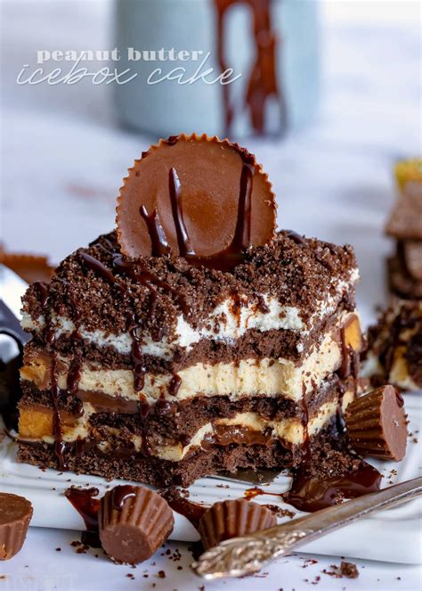 This Easy Icebox Cake Is Made With Chocolate Graham Crackers Hot Fudge