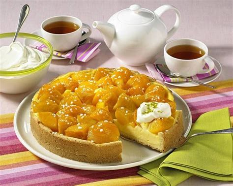 Rausfinden das neueste bilder von pfirsich pudding kuchen hier, so du können erhalten sie die bild hier einfach. Pfirsich-Pudding-Kuchen mit frischen Früchten | Rezept ...