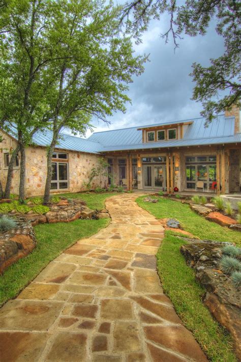 The Walkway Hill Country Homes Texas Ranch Homes Ranch Style Homes