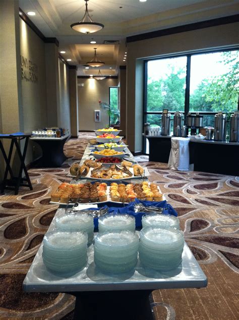 Setting with either a juice or beverage glass. Continental Breakfast Setup | Continental breakfast setup ...