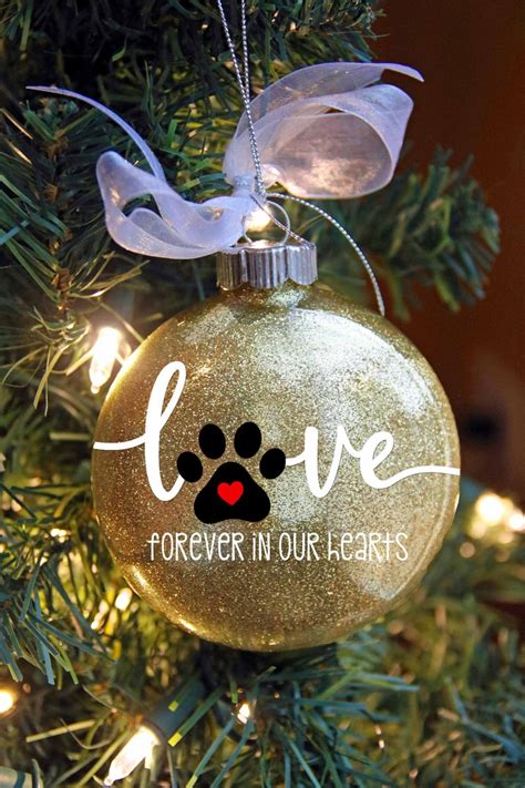 Personalized cat memorial gifts are unique items that inspire pet owners to think about the good times and happy memories they had with their pets. Personalized Cat Memorial Ornament - Pet Loss Christmas ...