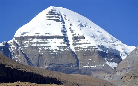 Kailash parvat wallpapers's main feature is kailash parvat, la morada de lord shivainstall wallpapers, instill peace dentro. Kailash Parvat Wallpaper Desktop : Mount Kailash ...