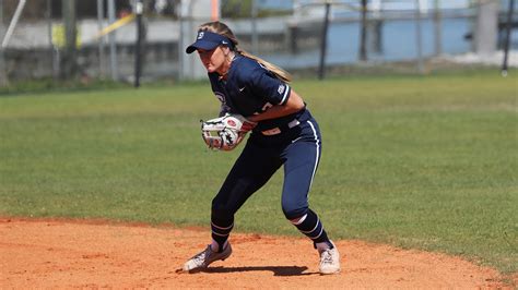 Big brands for low prices. Kaitlynn Hunt - 2020 - Softball - Creighton University ...