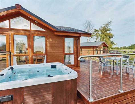 Lodges In Norfolk With Hot Tubs Hot Tub Breaks