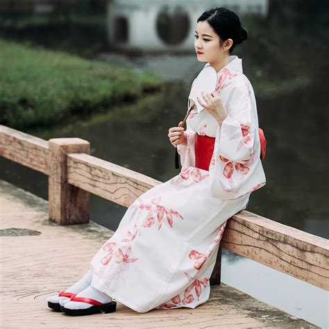 Japanese Style Female Kimono Gown Classic Printed Long Robe Traditional Yukata With Obi Girl