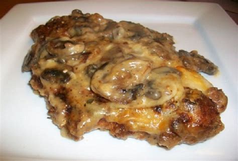Monitor nutrition info to help meet your health goals. Chicken with Mushrooms and Mozzarella Recipe | Feature Dish