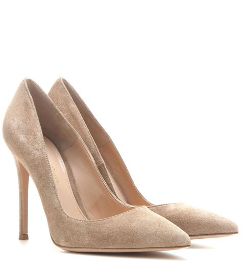 Gianvito Rossi Suede Pumps In Natural Lyst