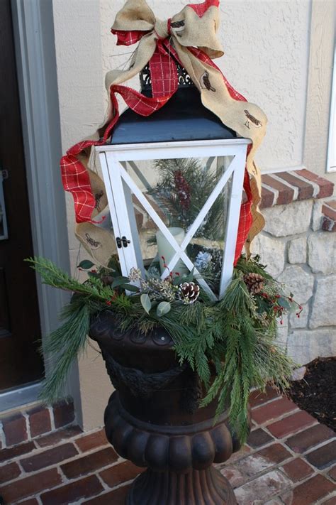 Incredible Diy Holiday Lanterns That Will Light Up Your Christmas The