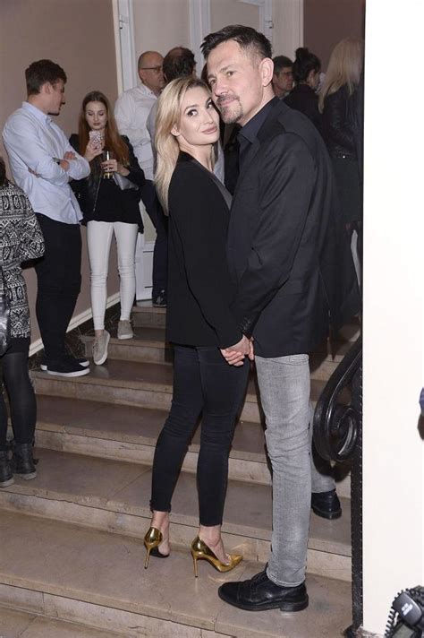 Agnieszka dygant, małgorzata socha strona główna » exclusive » krzysztof ibisz oficjalnie pokazał się z partnerką. Krzysztof Ibisz z ukochaną na premierze. Obydwoje ...