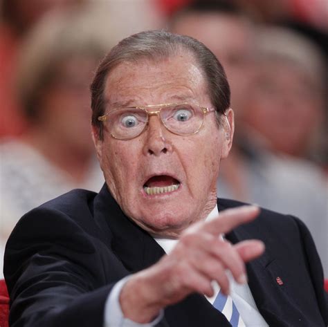 You get invited to parties, and sometimes invited to bring your family along too. EN IMAGES. Décès de l'acteur Roger Moore, «gentleman ...