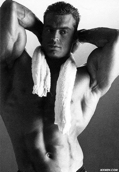 Man And Towel In Bodybuilders Inc Forum Olympia Fitness Mr Olympia